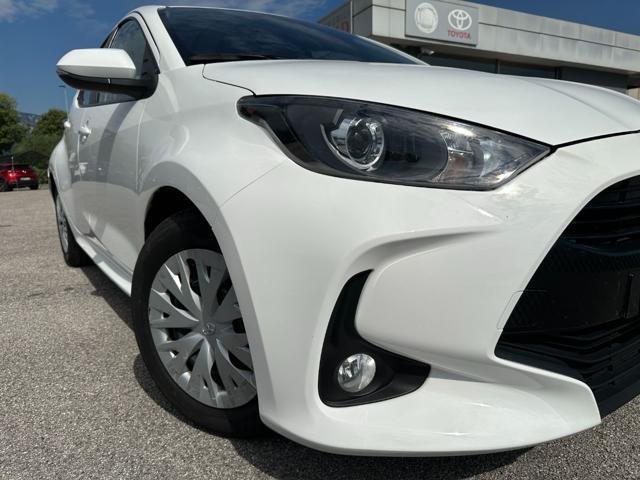 TOYOTA Yaris 1.0 5 porte