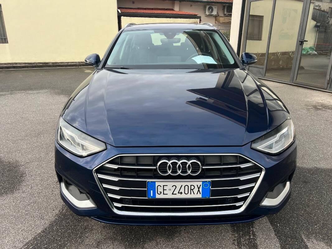 Audi A4 Avant 30 2.0 tdi mhev Business Advanced 136cv s-tronic