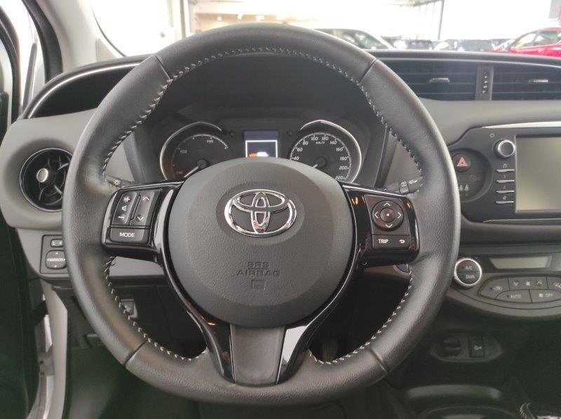 TOYOTA Yaris 3ª serie - Yaris 1.5 Hybrid 5 porte Business