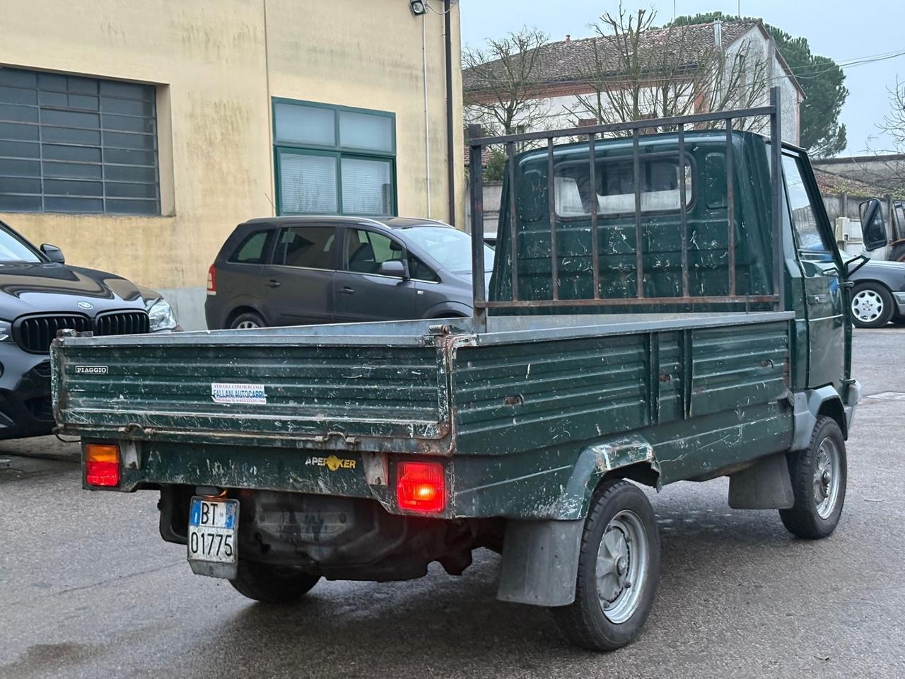 Piaggio poker ribaltabile