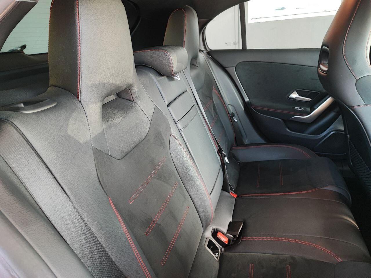 Mercedes-benz A 200 d Automatic AMG Line Premium Plus