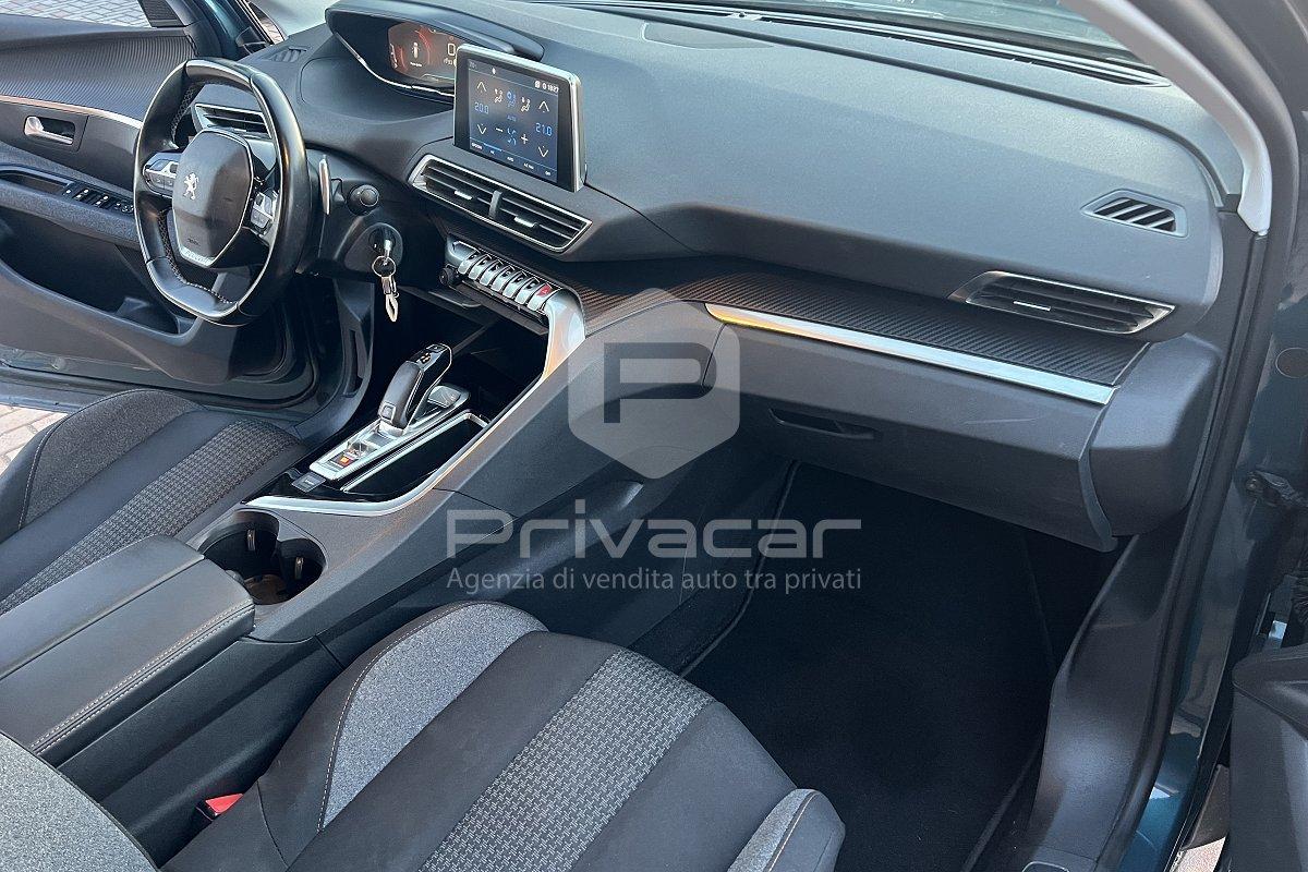 PEUGEOT 5008 BlueHDi 130 S&S EAT8 Allure