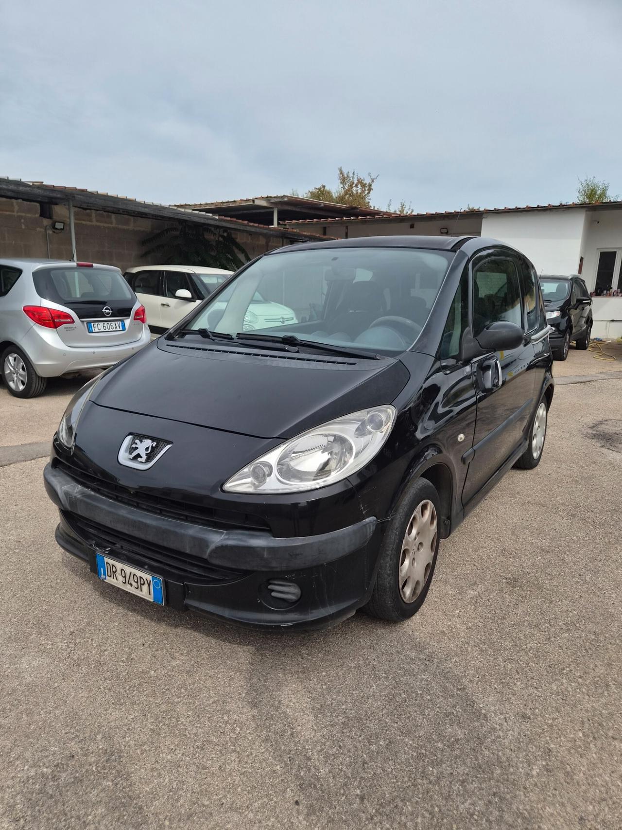 Peugeot 1007 1.4 Happy BENZINA GPL UNIPRO 150MILAKM