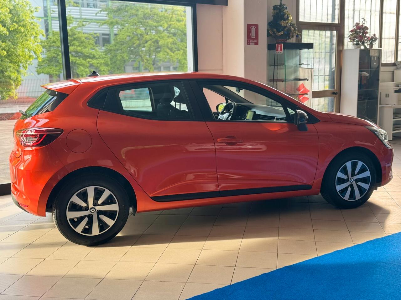 Renault Clio 5/V - 1.0 TCe 100 CV GPL - Equilibre - OK NEOPATENTATI/E!