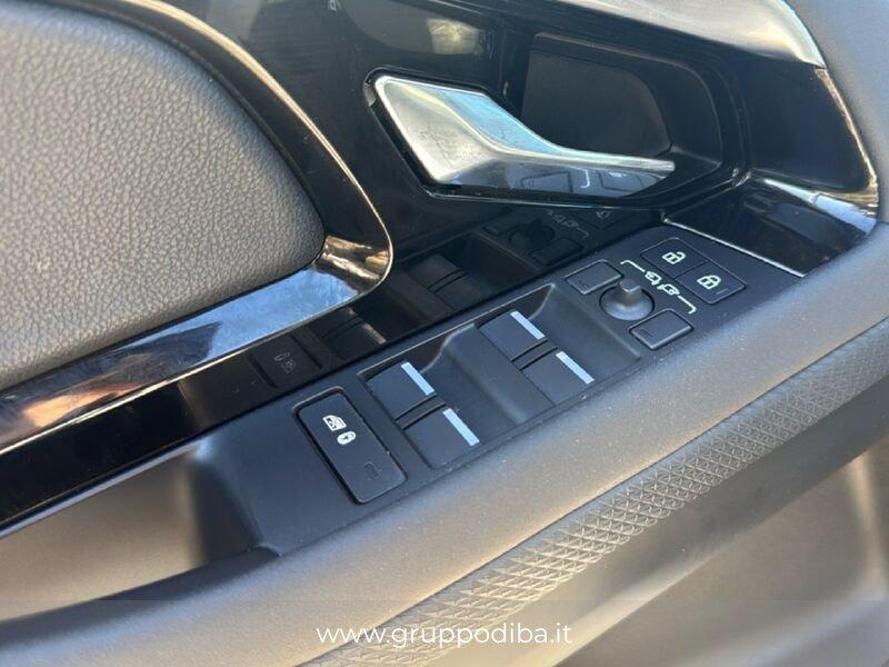 Land Rover Range Rover Evoque II 2019 Die 2.0d i4 mhev R-Dynamic awd 163c