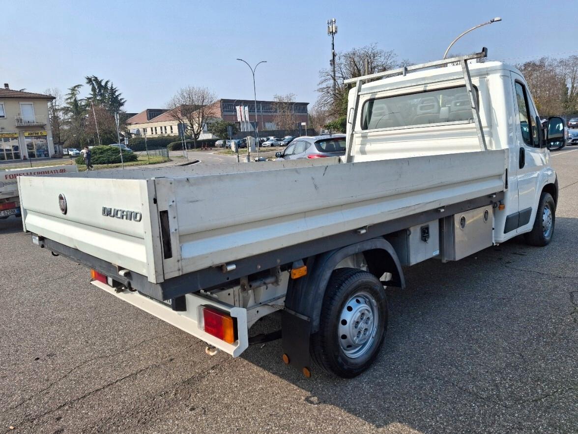Fiat Ducato 33 2.3 MJT 120cv Cassonato