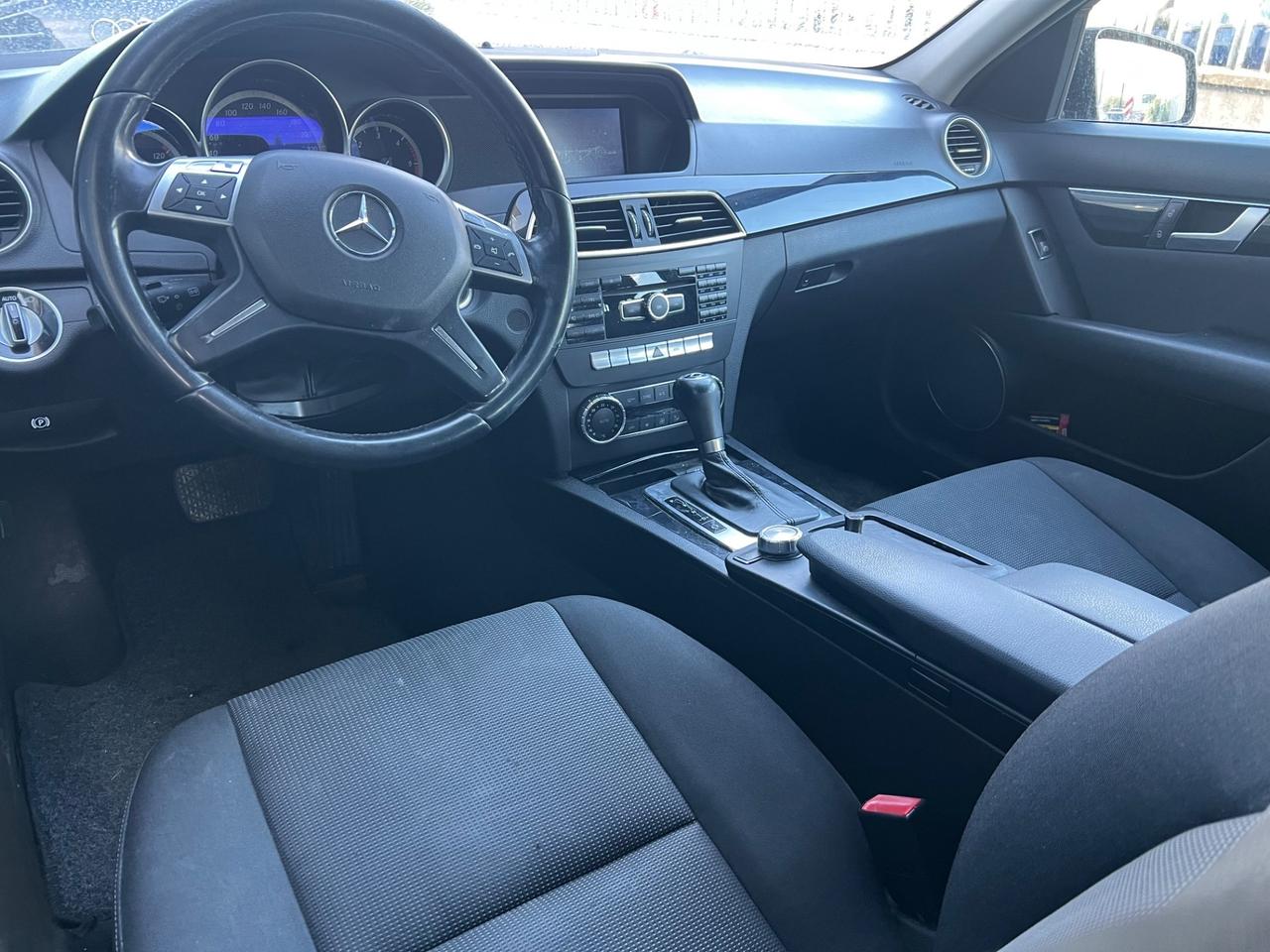 Mercedes-benz C 200 CDI BlueEFFICIENCY Elegance