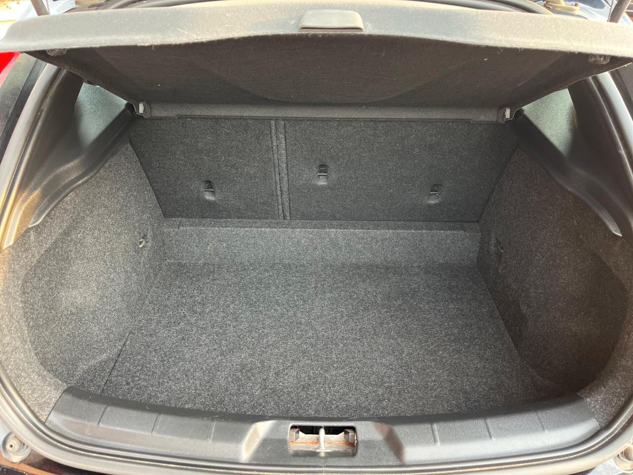 Volvo V40 D2 MOMENTUM