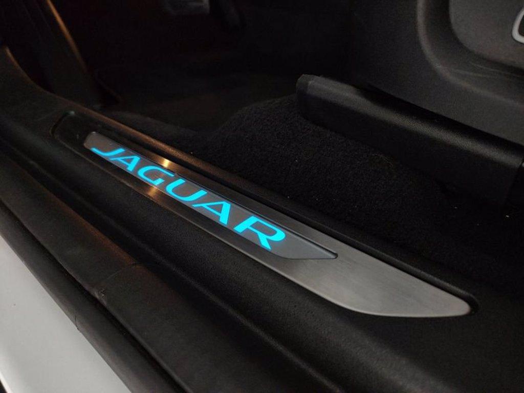 JAGUAR E-pace 2.0 i4 mhev se awd 249cv auto del 2022