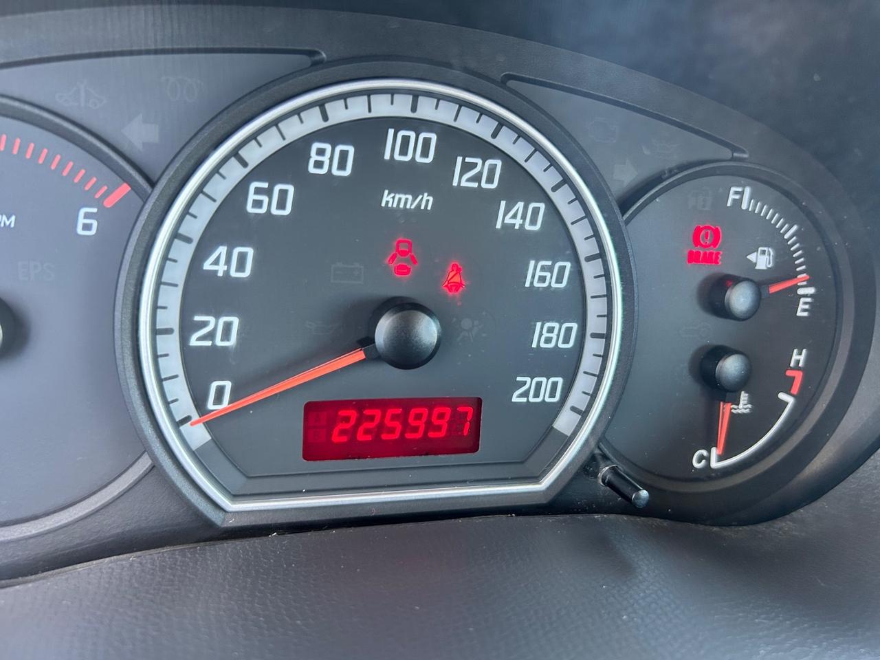 Suzuki Swift 1.3 D X neopatentati 2007