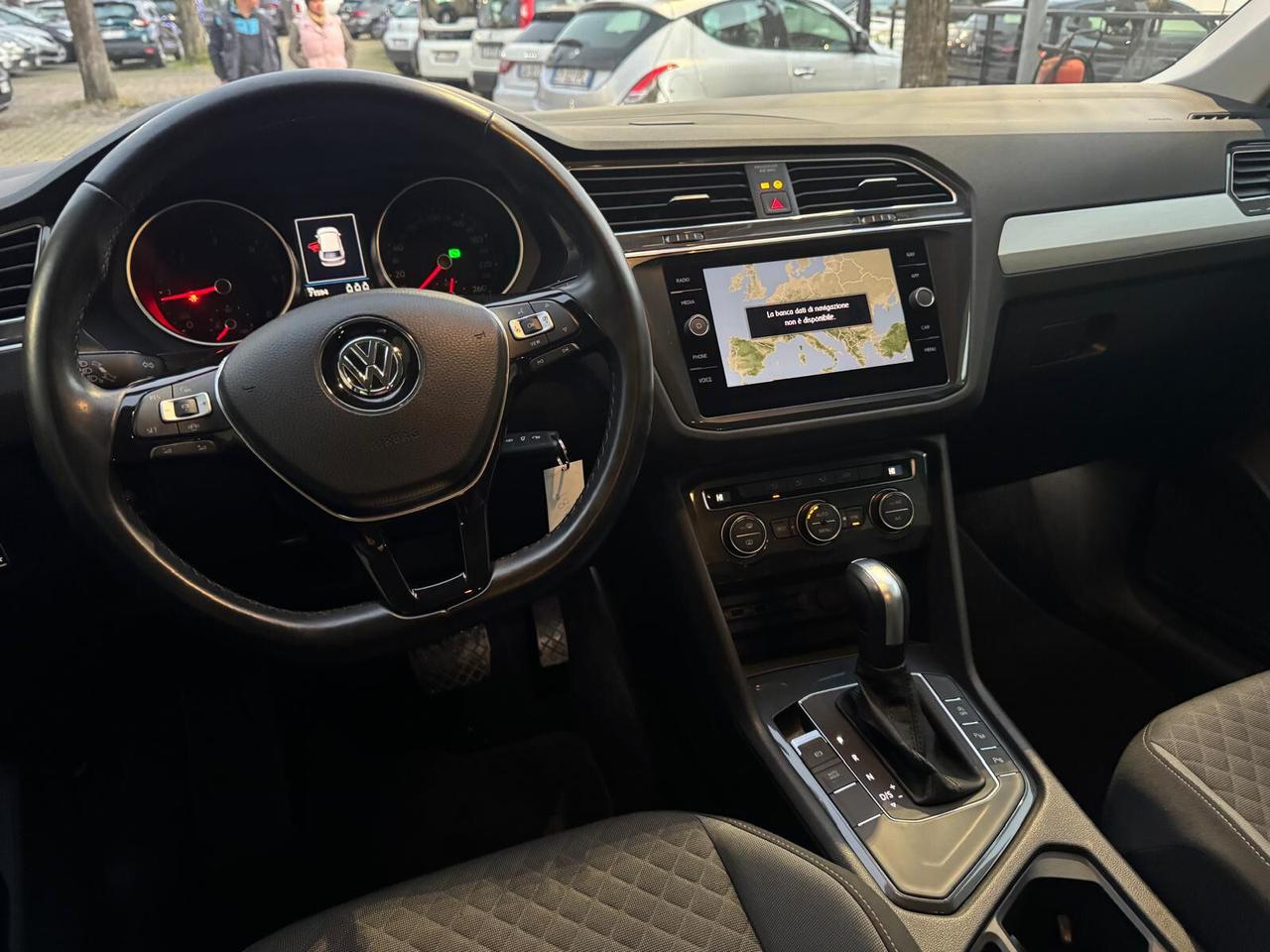 Volkswagen Tiguan 2.0 TDI SCR DSG Business BlueMotion Technology