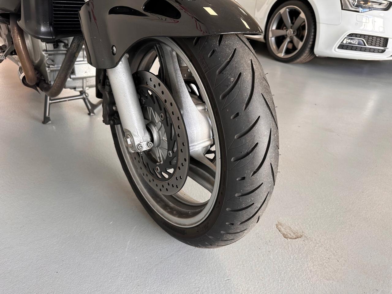 HONDA DEAUVILLE 700