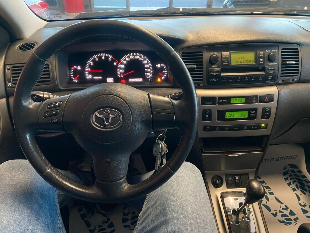 Toyota Corolla 1.4 D-4D M-MT 5 porte Sol ESP