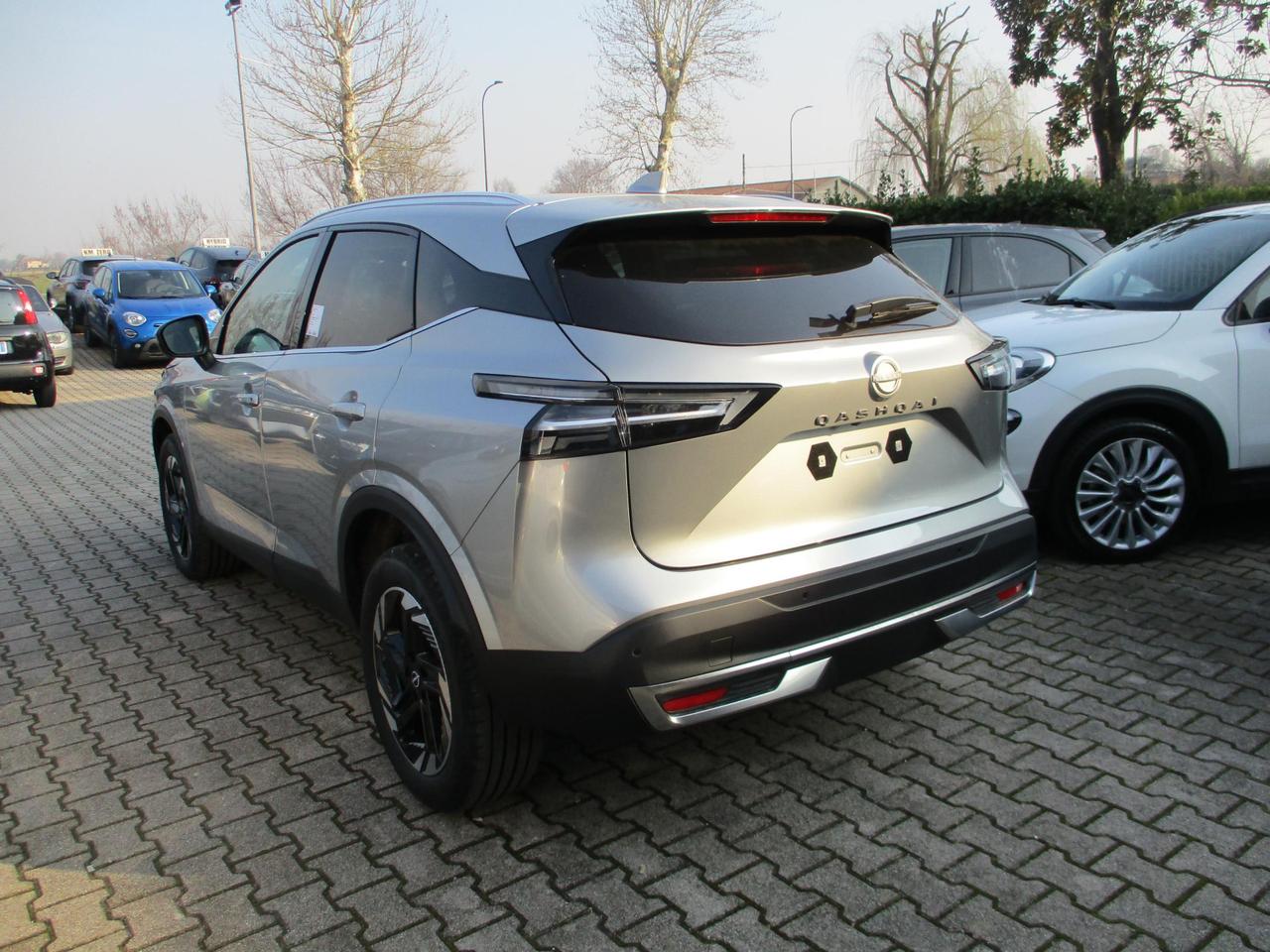 Nissan Qashqai MHEV 140 CV N-Connecta My25 Carplay/360