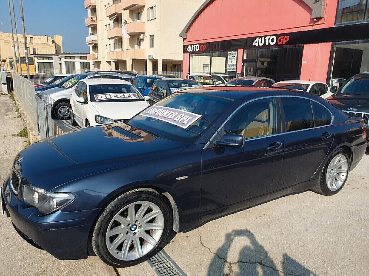 Bmw 735i 3.6v8 272cv benzina GPL ASI 2002