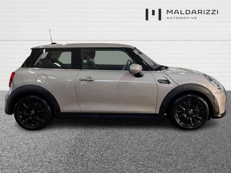 MINI Mini 3 porte Mini IV F56 2021 3p Mini 3p 1.5 One Camden 102cv auto