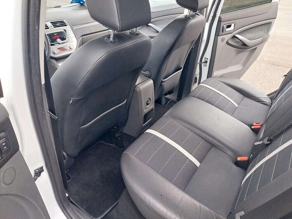 Ford Kuga 2.0 TDCi 136 CV 4WD Titanium DPF