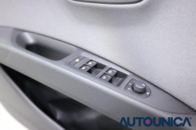 SEAT Leon 1.6 TDI 115 CV 5PORTE STYLE FARI LED NEOPATENTATI