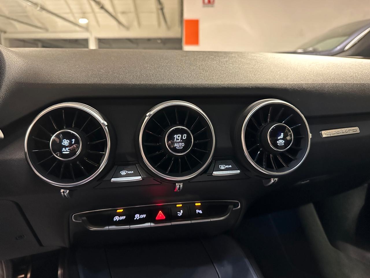 Audi TT Coupé 2.0 TFSI quattro S tronic line