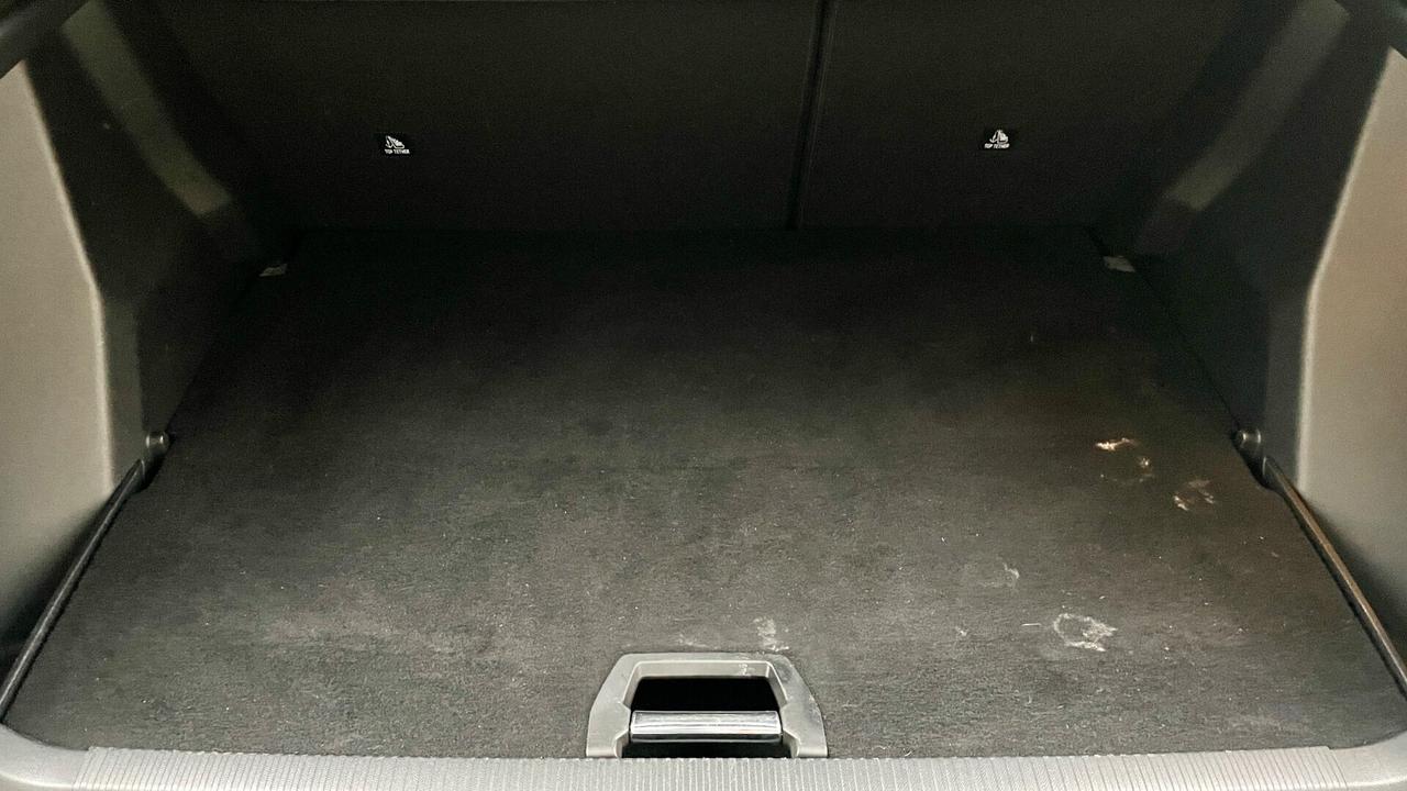 PEUGEOT 2008 1.2 GT-LINE 131CV - FULL LED, PACCHETTO LUCI, NEOPATENTATI