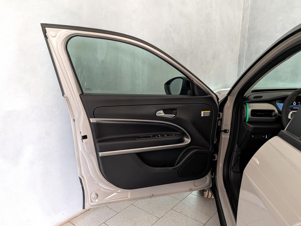 Jeep Avenger 1.2 Turbo E-Hybrid 110cv eDCT6 Summit