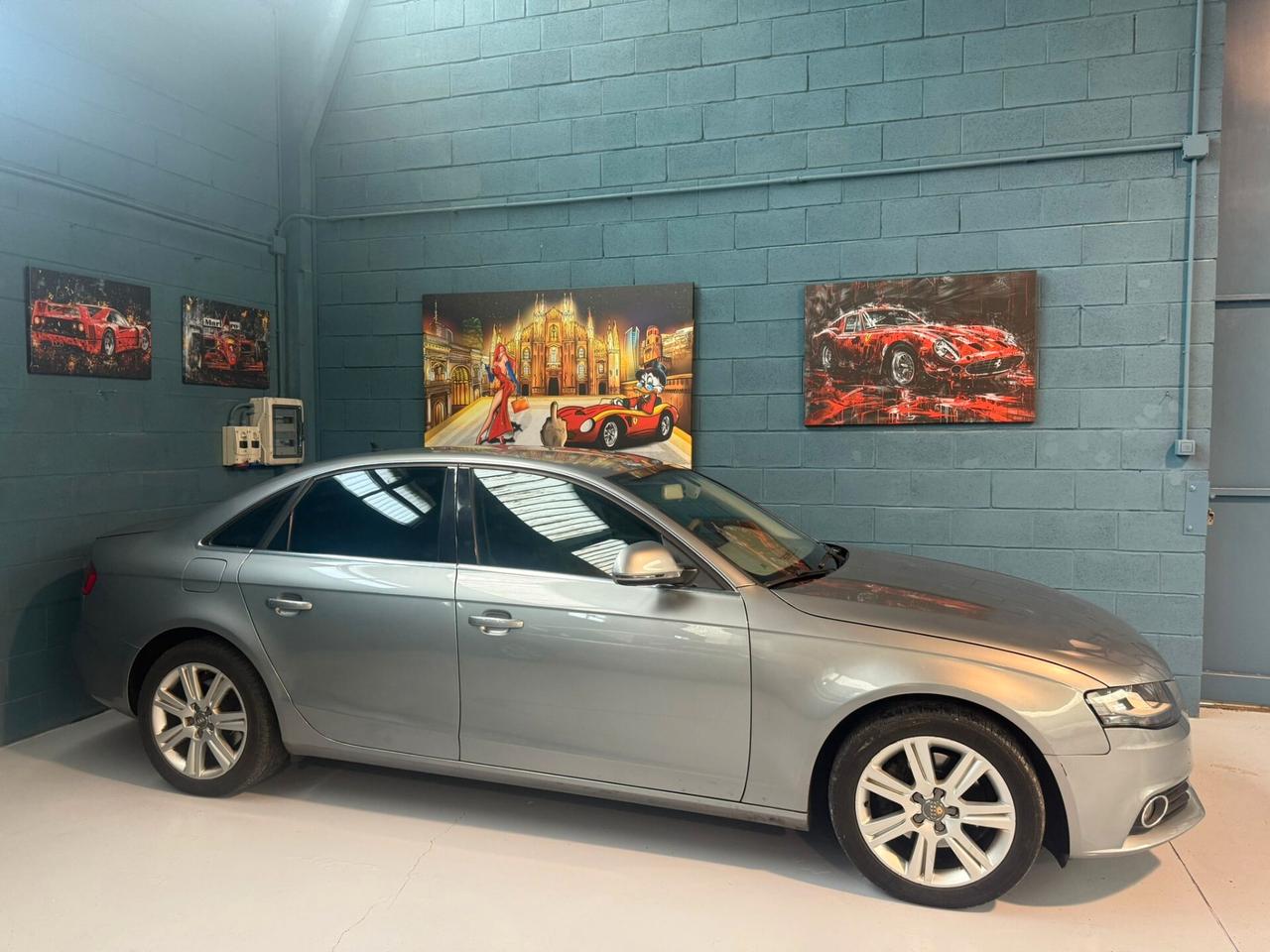 A4 BENZINA BERLINA INTERNI IN PELLE