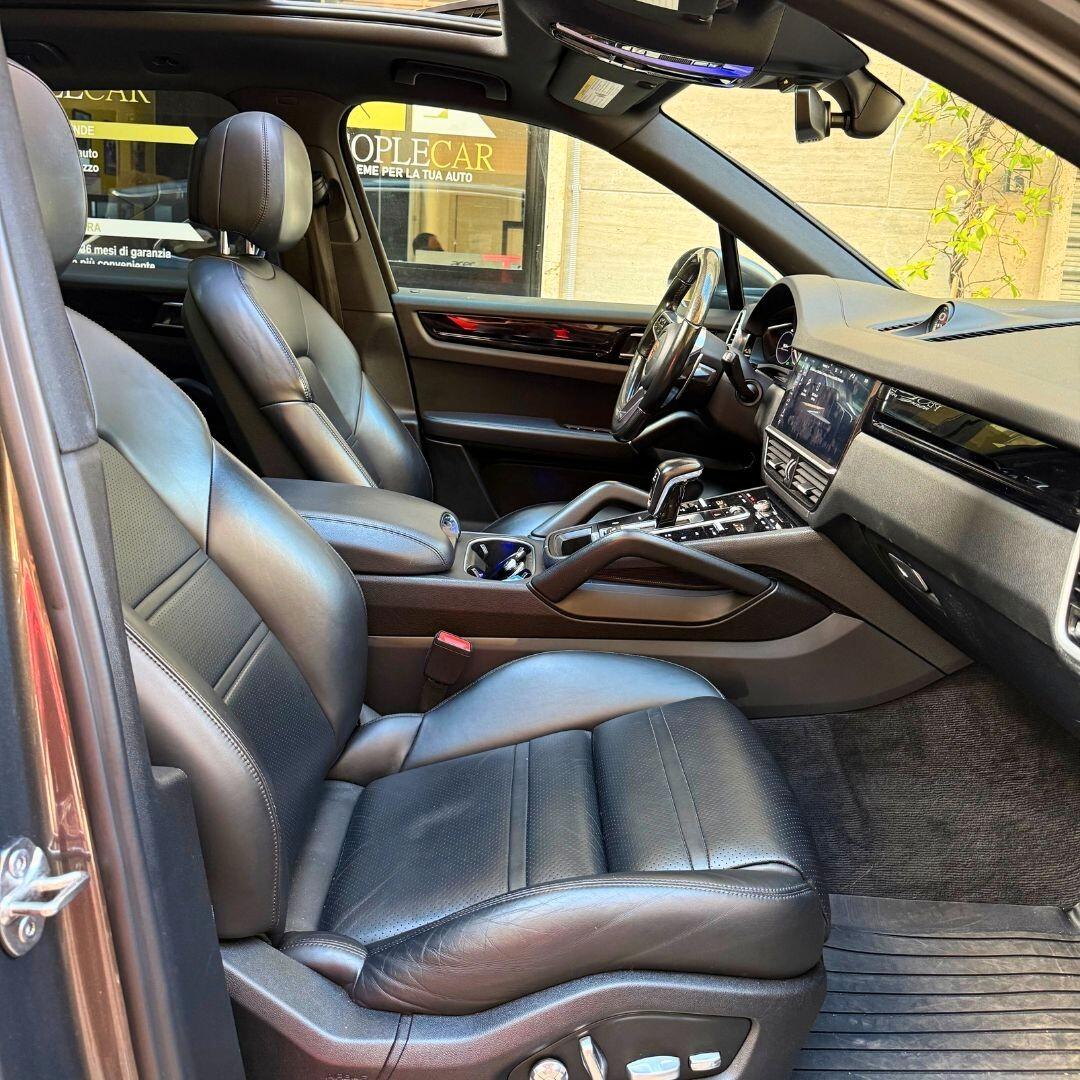 Porsche Cayenne 3.0 V6
