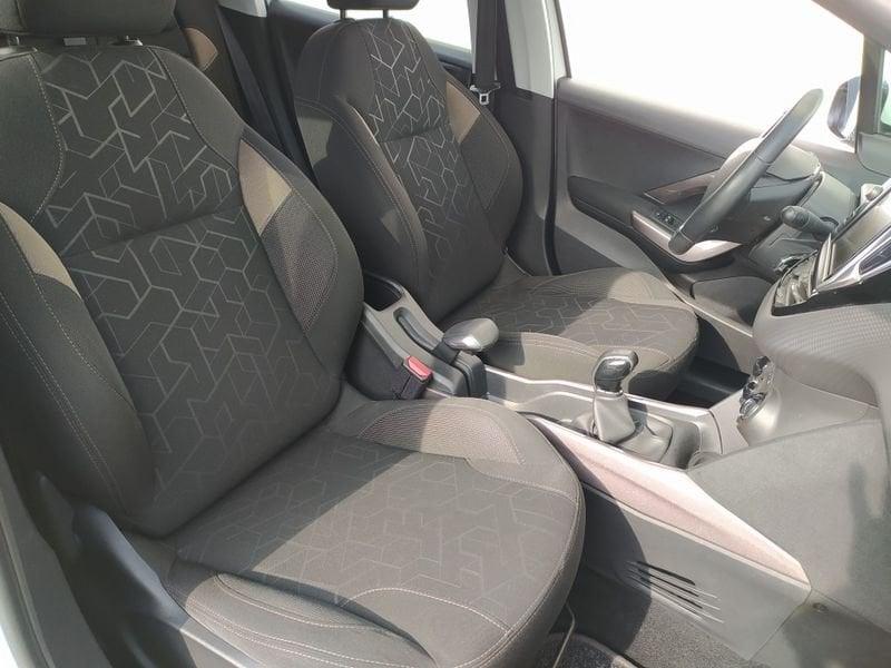 Peugeot 2008 100 hdi Active Zero Interessi