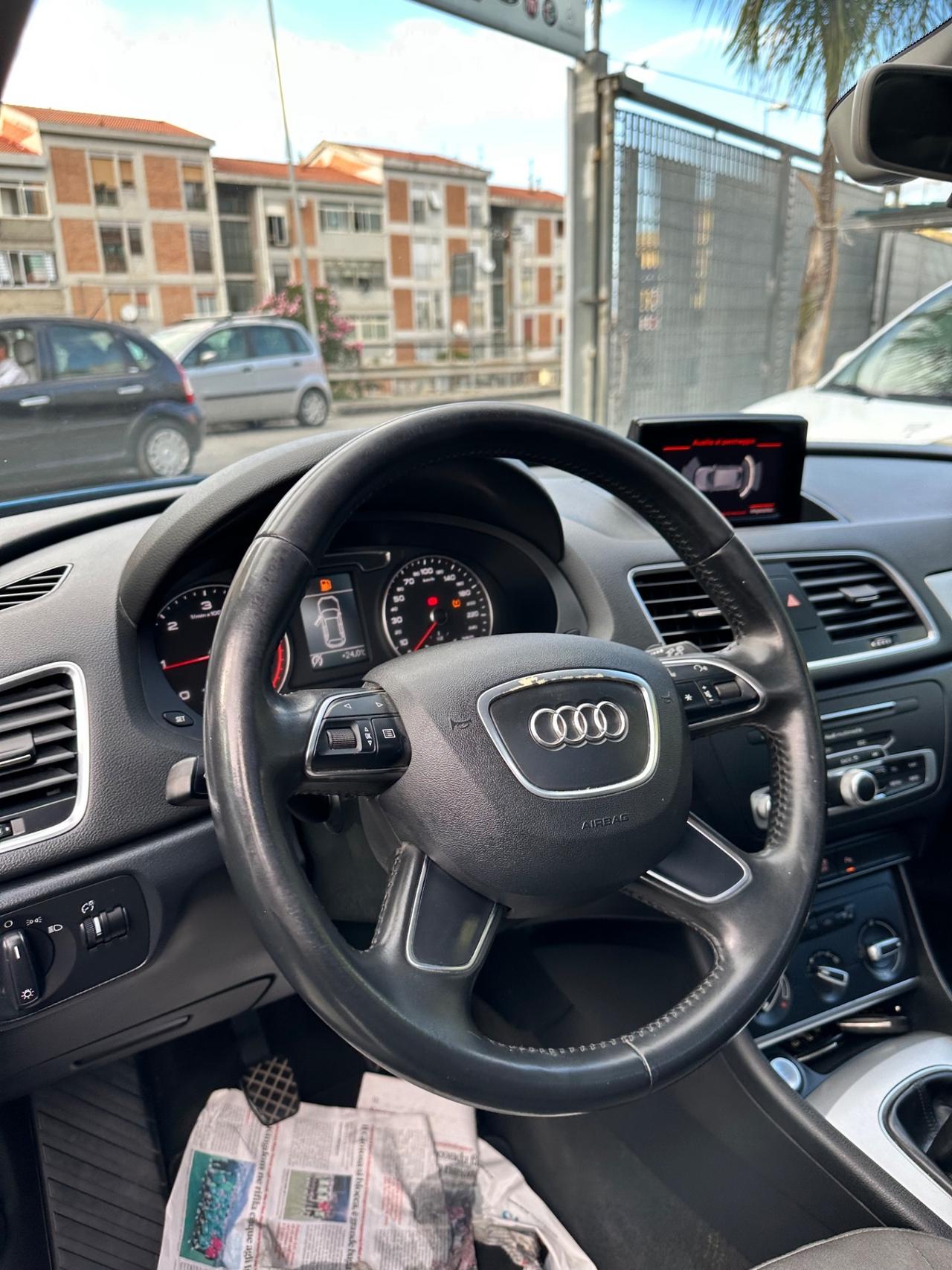 Audi Q3 2.0 TDI 150 CV Design