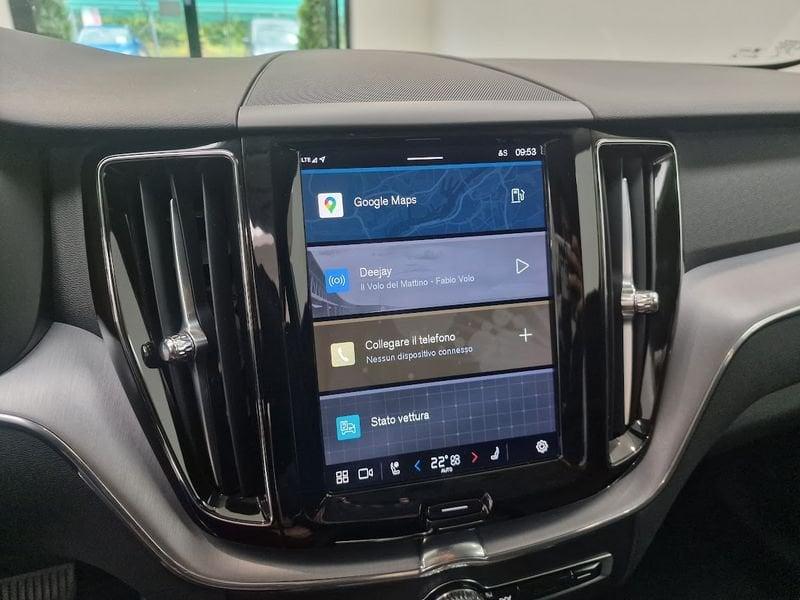 Volvo XC60 B4 (d) AWD Geartronic Momentum AUTOCARRO N1