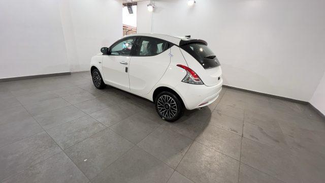 LANCIA Ypsilon 1.0 FireFly 5P S&S Hybrid Platino