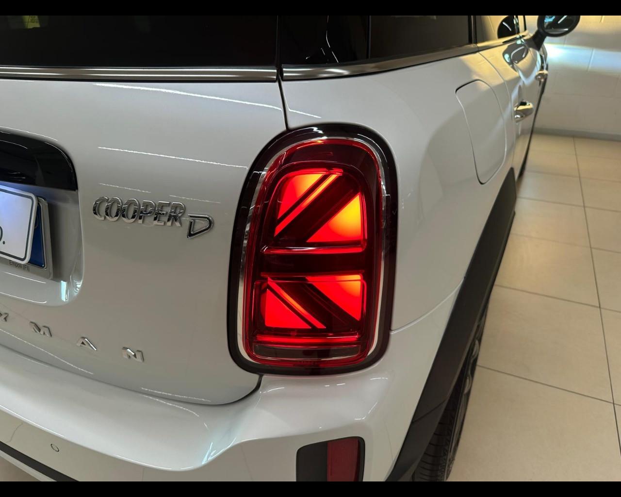 MINI Mini Countrym.(F60) - Mini 2.0 Cooper D Business Countryman