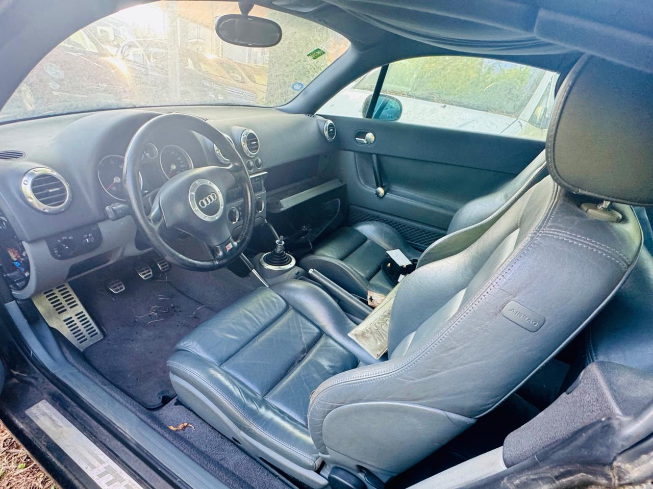 Audi TT Coupé 1.8 T 20V 179CV Per Ricambi anche intera