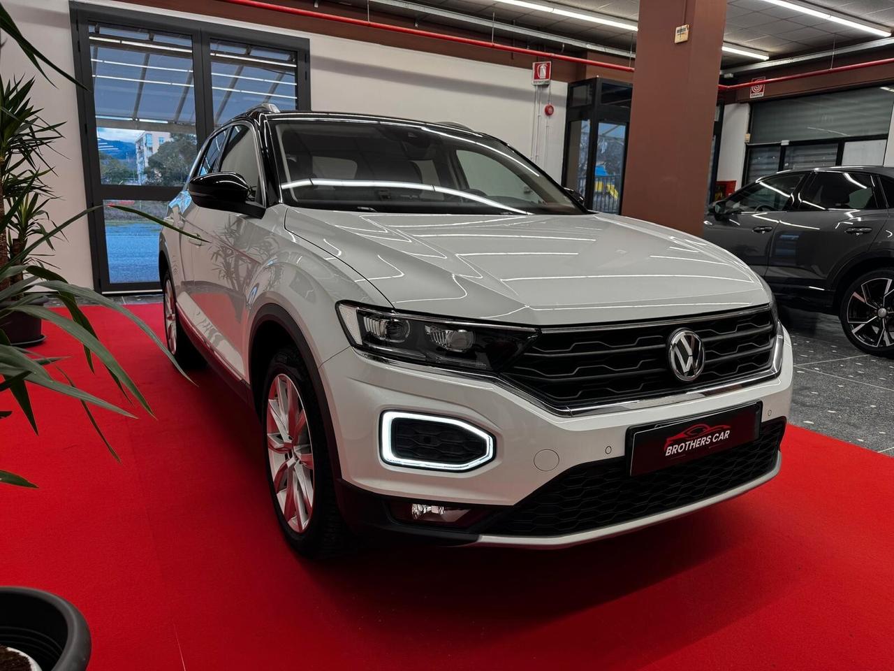 Volkswagen T-Roc 1.5 DSG Retrocamera