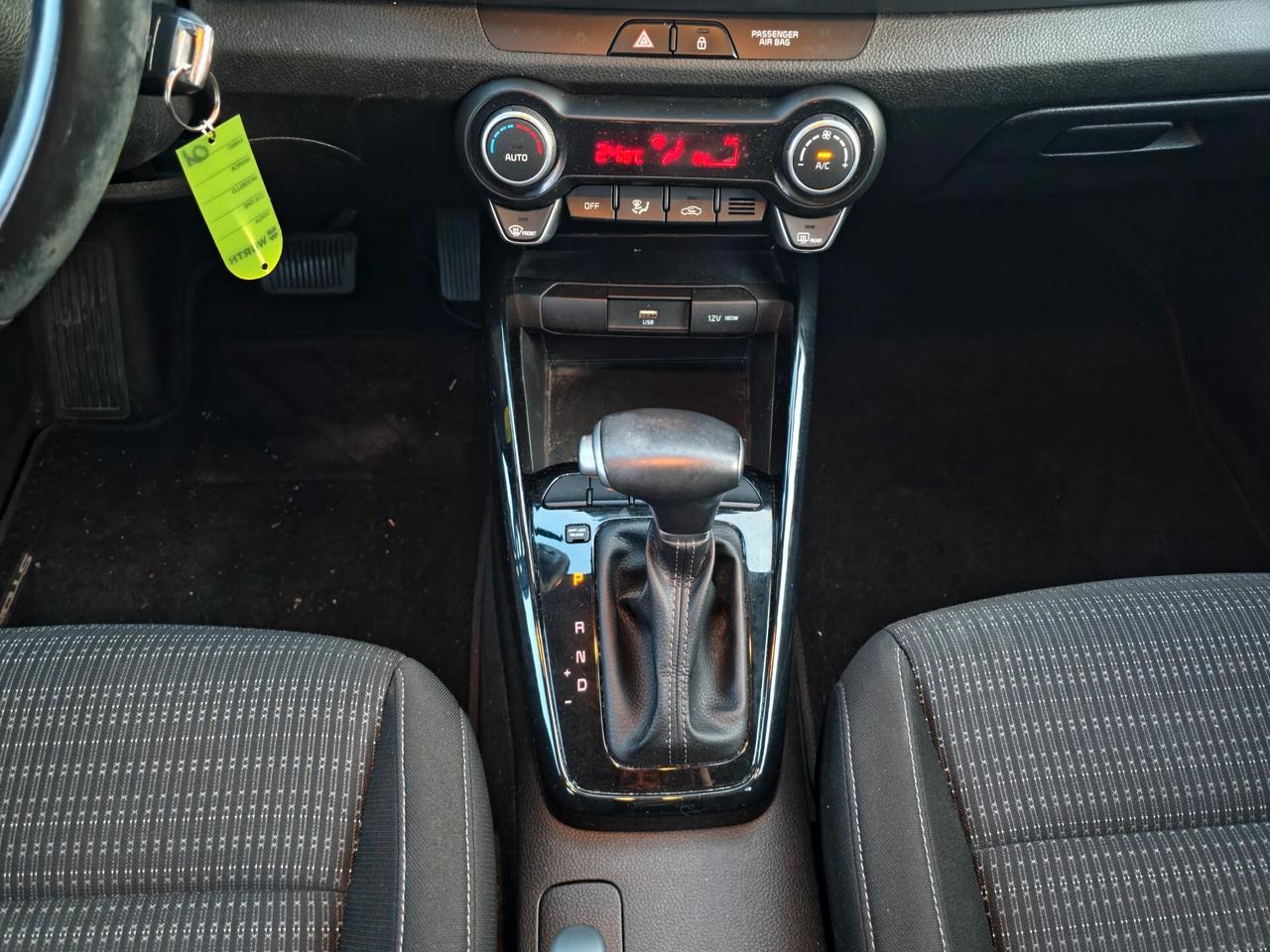 Kia Stonic 1.0 T-GDi 120 CV MHEV DCT GT Line 2020-E6 Automatico