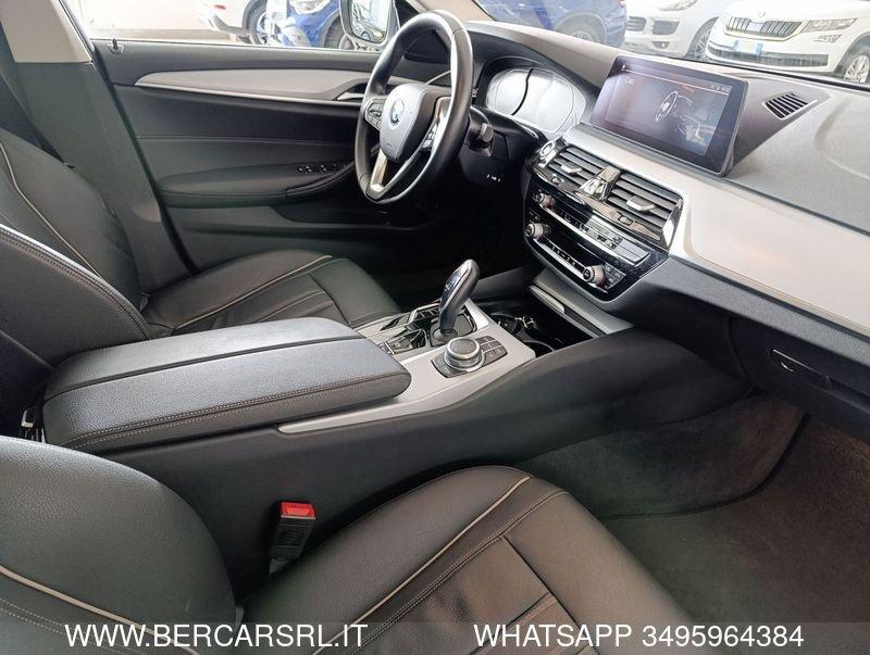 BMW Serie 5 530d 48V xDrive Touring Business*PELLE*