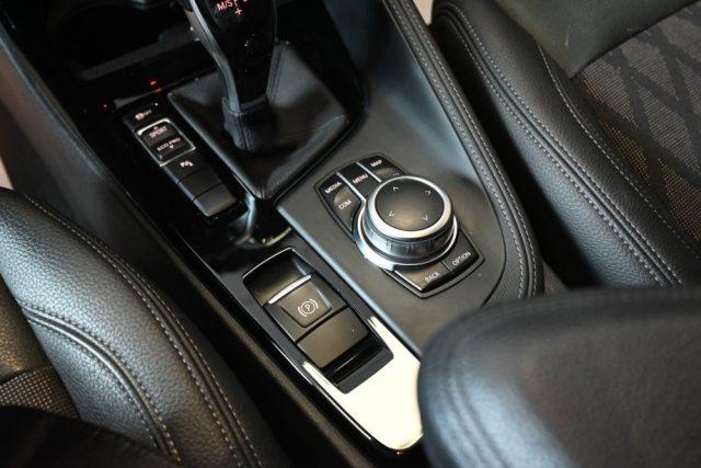 BMW X1 SDRIVE 18d SPORT BLACKLINE AUT.NAVI LED18"TEL FULL