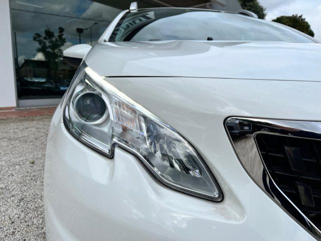 PEUGEOT 2008 1.2 PureTech 82 Active