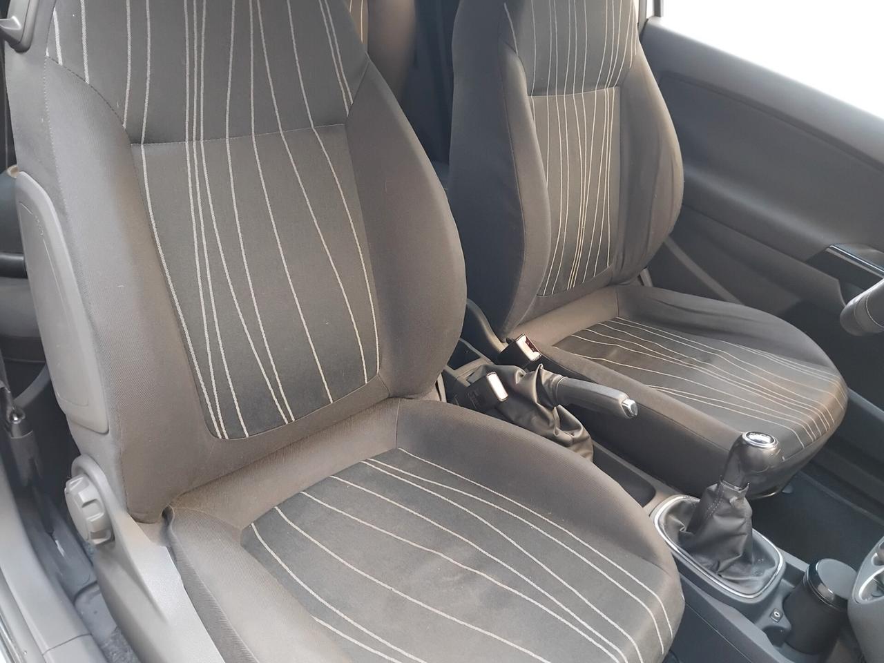 Opel Corsa 1.2 benzina
