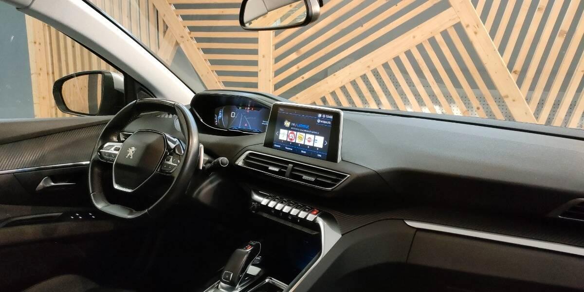 Peugeot 3008 1.5 bluehdi Business s&s 130cv eat8