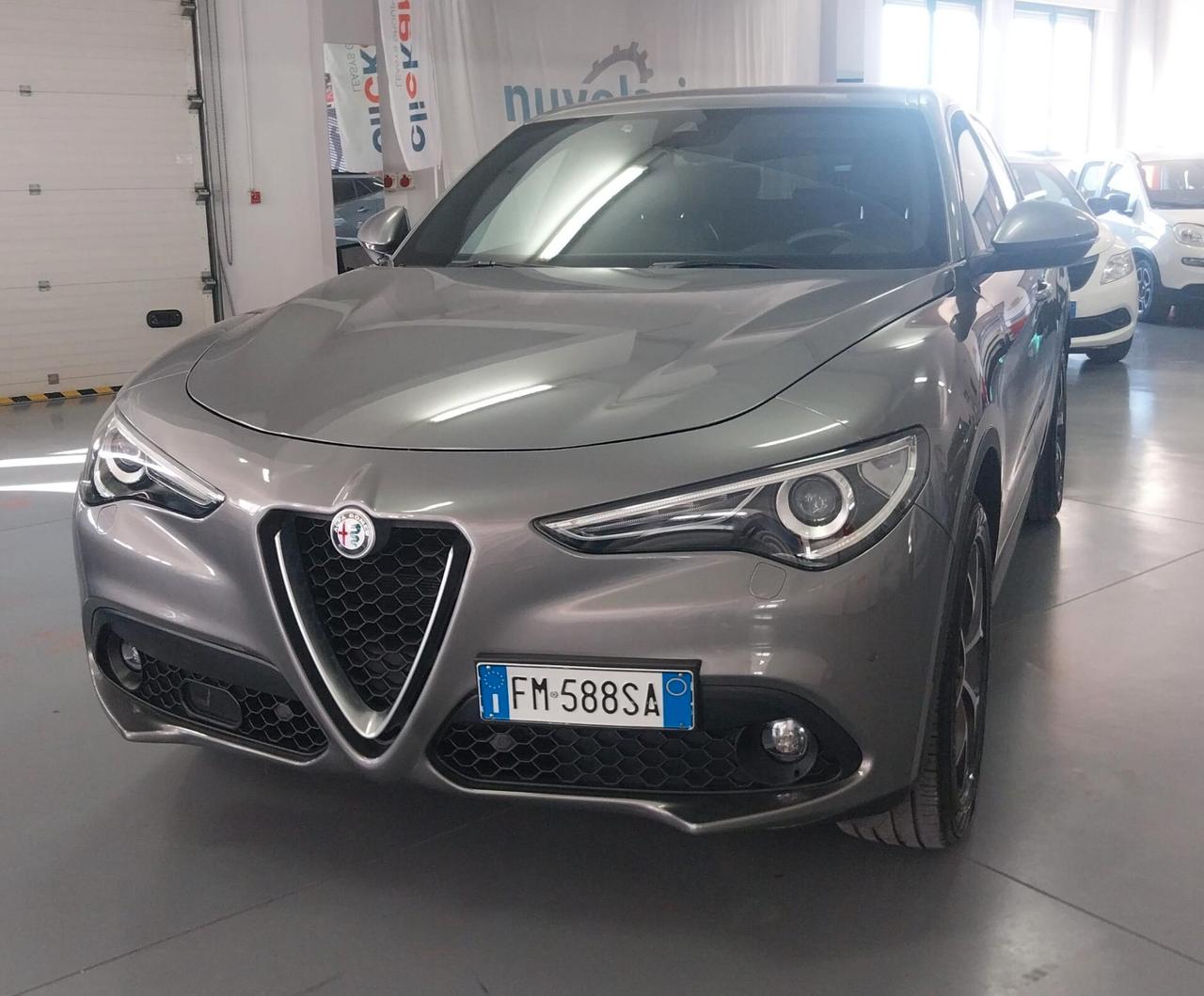 Alfa Romeo Stelvio 2.2 Turbodiesel 210 CV AT8 Q4 Executive