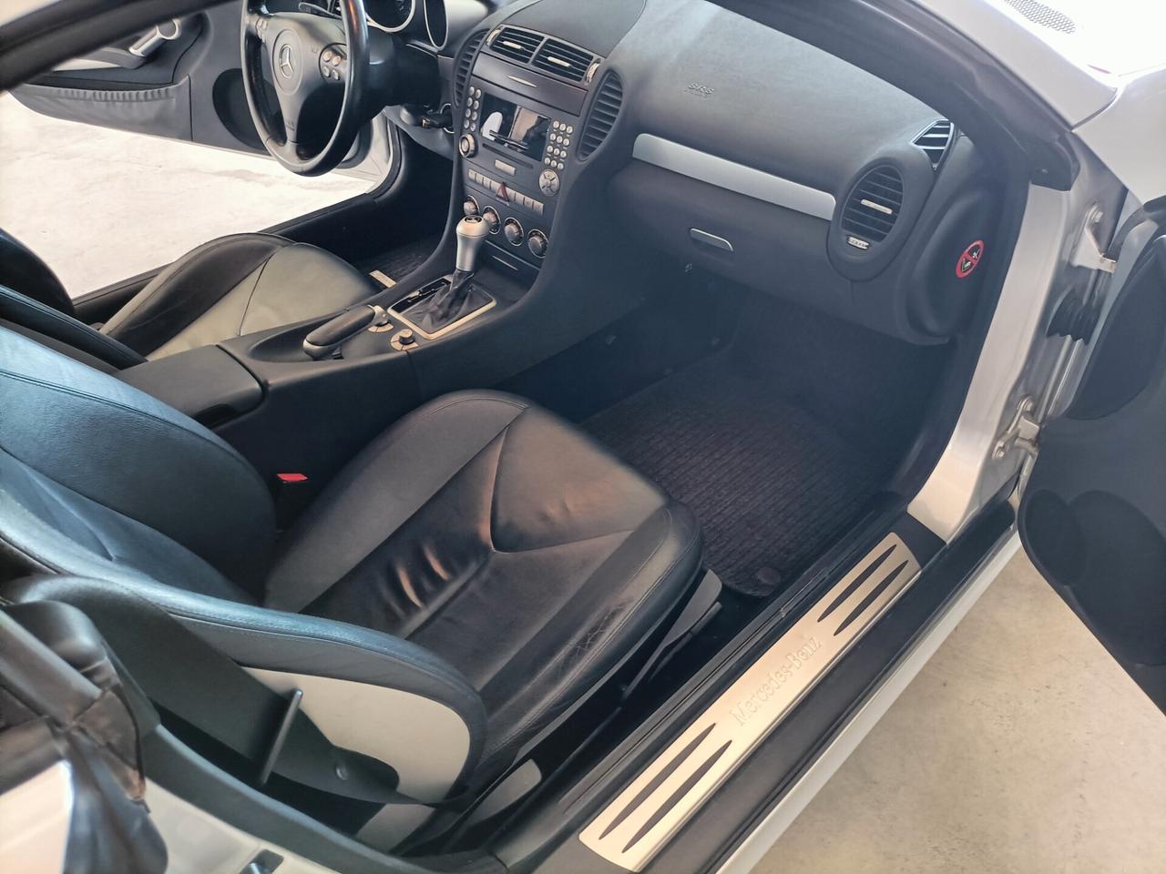 Mercedes-benz GPL SLK 200 Kompressor CV 163 cat 04/2004