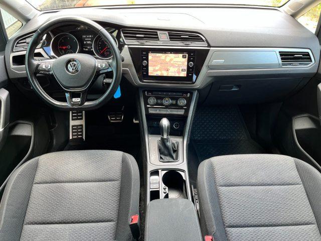 VOLKSWAGEN Touran 1.6 TDI 115 CV SCR DSG R LINE EXCLUSIVE *7 POSTI*