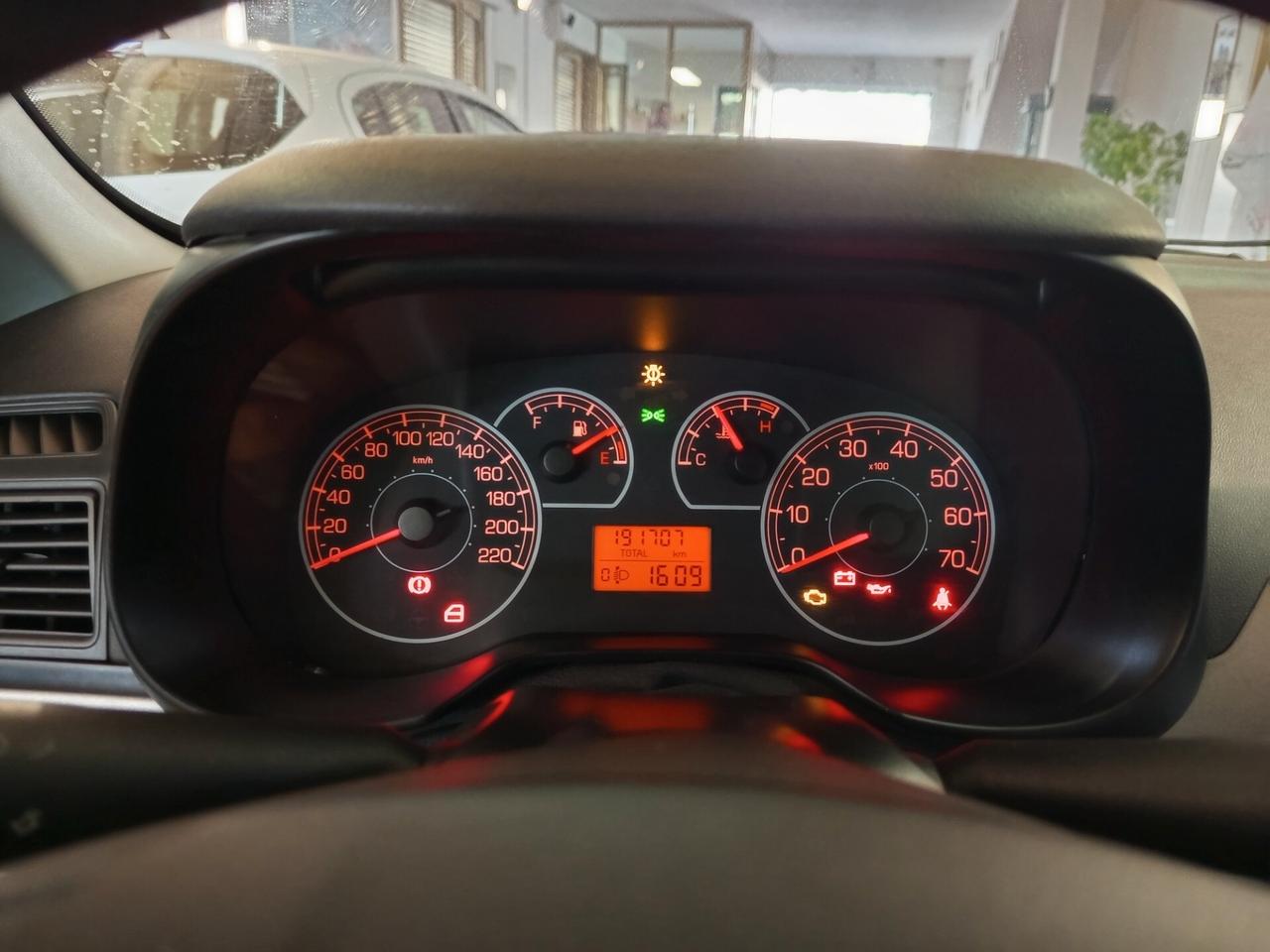 Fiat Grande Punto 1.2 benzina ok neopatentati