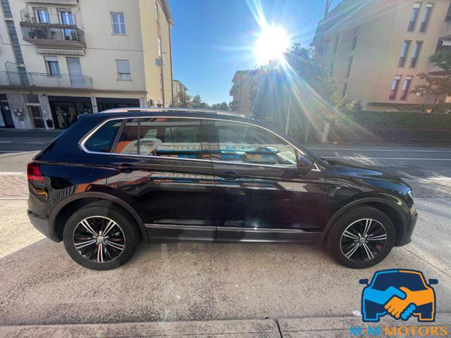 VOLKSWAGEN Tiguan 2.0 TDI 4MOTION manuale