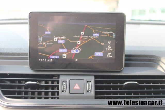 AUDI Q5 2.0 TDI 150 CV Business