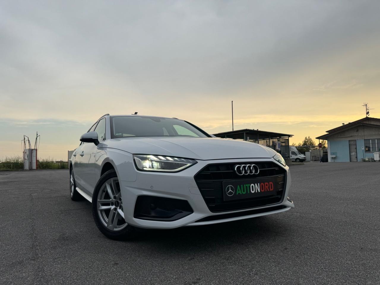 Audi A4 Avant 35 TDI/163 CV S tronic line edition