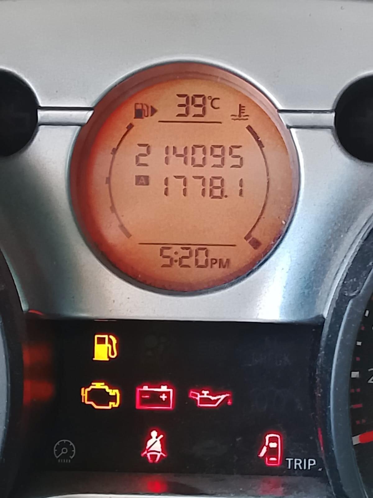 Nissan Qashqai 2.0 dCi DPF Tekna