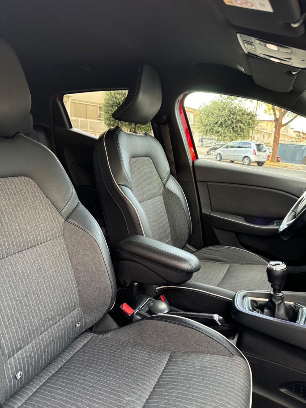 Renault Clio Blue dCi 85 CV 5 porte Intens