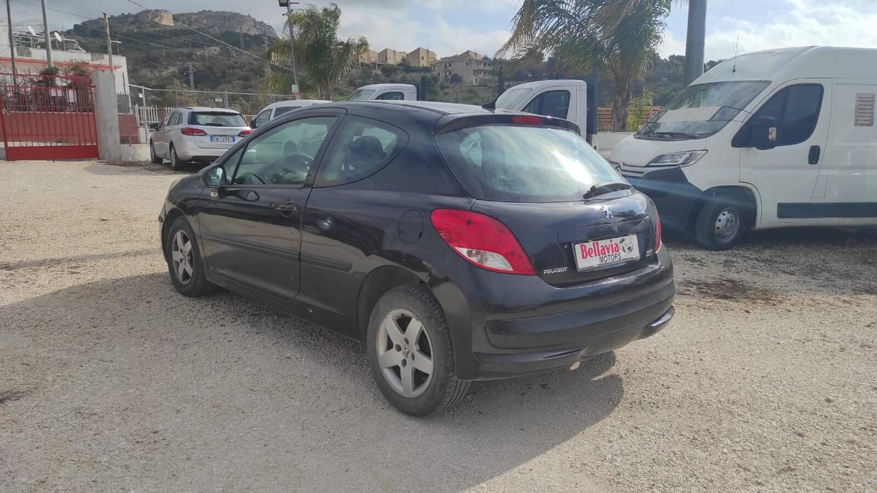 Peugeot 207 1.4 8V 75CV 3p ECO GPL